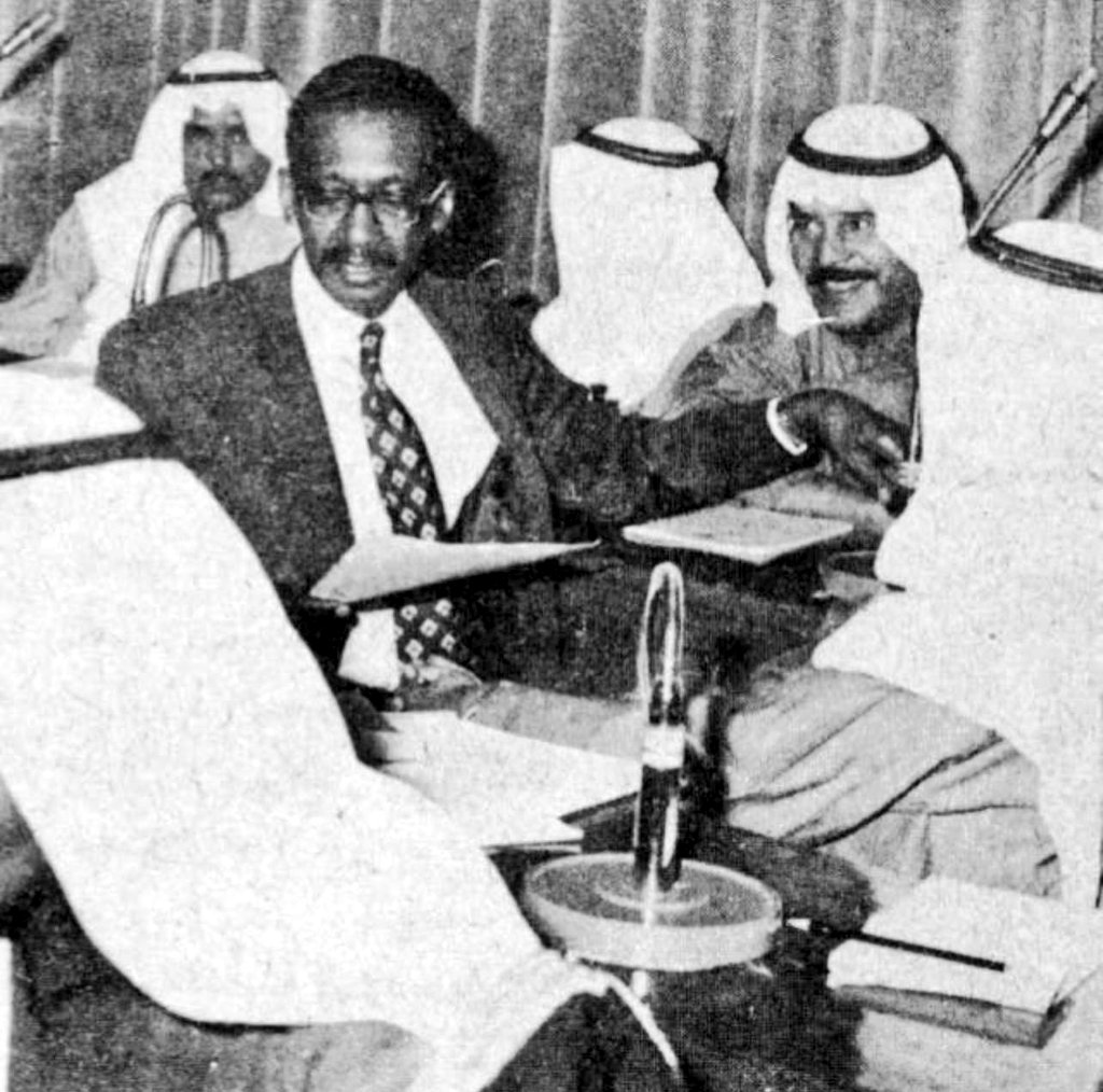 النائب الراحل د. احمد محمد الخطيب والنائب الراحل محمد العصيمي عام ١٩٧١