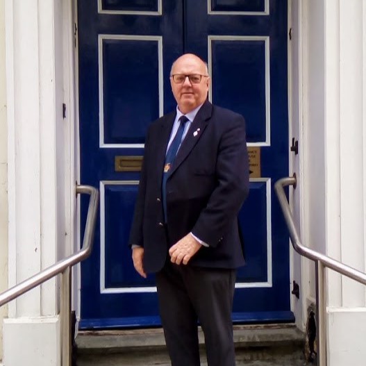 “I've known of Hull's magnificent maritime heritage & history all my life. What a privilege to now shout about it to others.” Join accredited tour guides, like John, to discover the city’s rich maritime history. eventbrite.co.uk/e/hull-maritim…