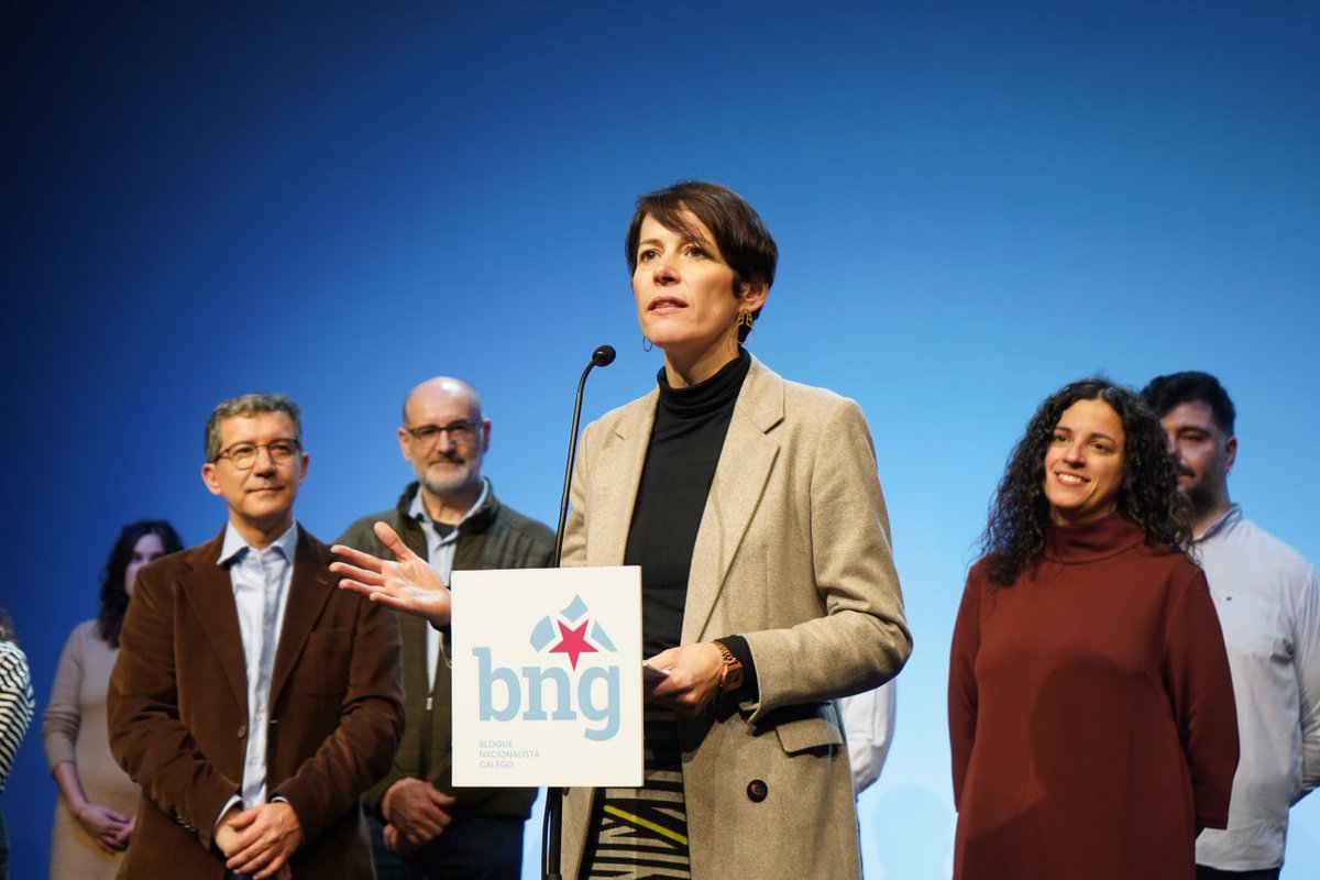 BNGOUrense's tweet photo. #AMellorGaliza | 𝗘𝘀𝘁𝗲 𝟭𝟴-𝗙 𝘀𝗮í𝗺𝗼𝘀 𝗮 𝗽𝗼𝗿 𝘁𝗼𝗱𝗮𝘀: pasaremos de ser espectadores a que Ourense sexa protagonista do cambio galego. 

Temos 𝗽𝗿𝗼𝘅𝗲𝗰𝘁𝗼, temos as 𝗽𝗲𝗿𝘀𝗼𝗮𝘀 e 𝗲𝘀𝘁𝗮𝗺𝗼𝘀 𝗽����𝗲𝗽𝗮𝗿𝗮𝗱𝗮𝘀.

#OurenseVivo #AGalizaQueVén #Obloque https://t.co/CURJmBfH4E