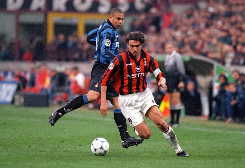 90s Football tweet media