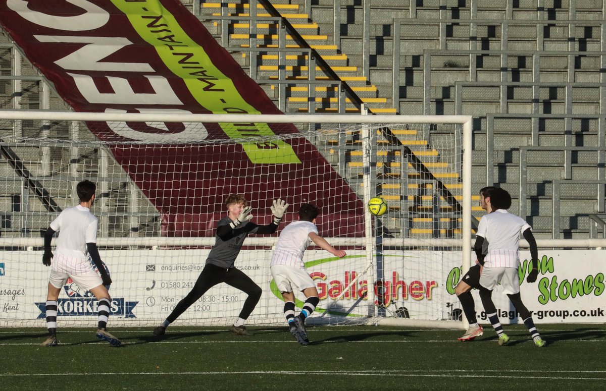 The Bethany 1st XI squad travelled to Maidstone United yesterday afternoon to take on Maidstone U18's. The game, against very strong opponents, was chosen as preparation for their upcoming National Cup game against Farlington School. #bethanyschool #football #maidstoneunited