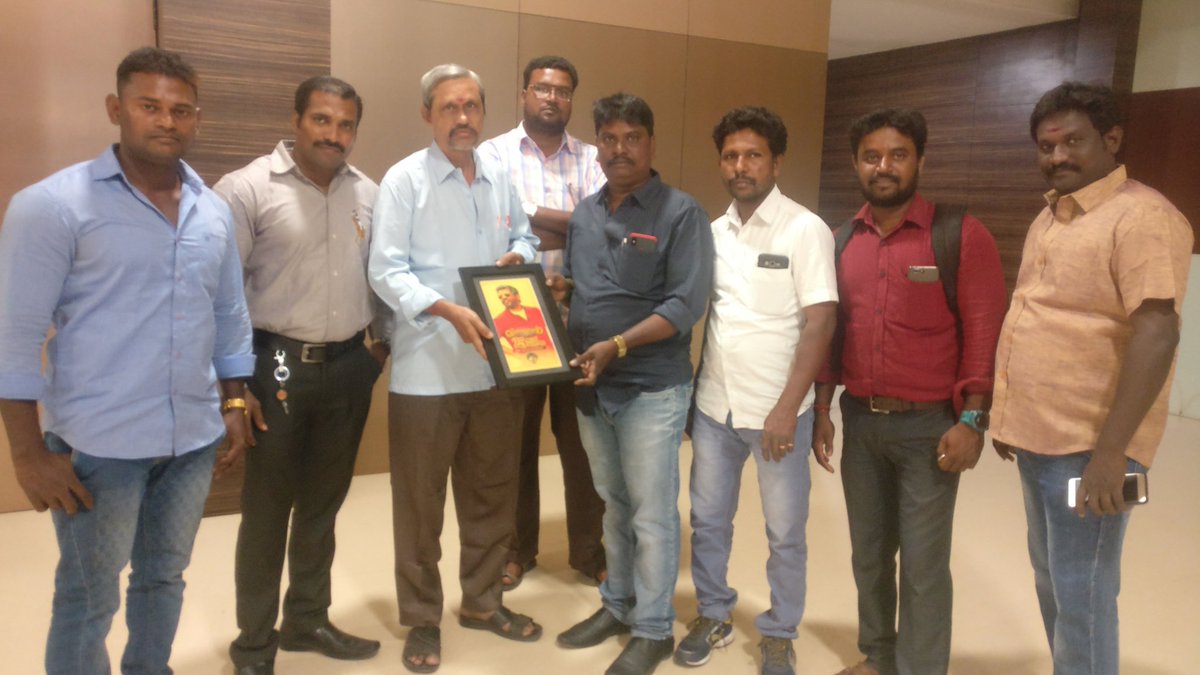 EGACinemas's tweet photo. Found This At The Right Time !!!
5 Years Of BLOCKBUSTER #Viswasam
#Viswasam #Thala #AjithKumar #5YearSOfVISWASAMatEGA #ThalaRasigan #ThalaFans #ThalaVeriyans
#THALA #AJITH #VISWASAM #25DAY
TAMIL NADU AJITH RASIGAR MANDRAM had presented a Shield for 25 Days of Running https://t.co/cC3Od7kBxe