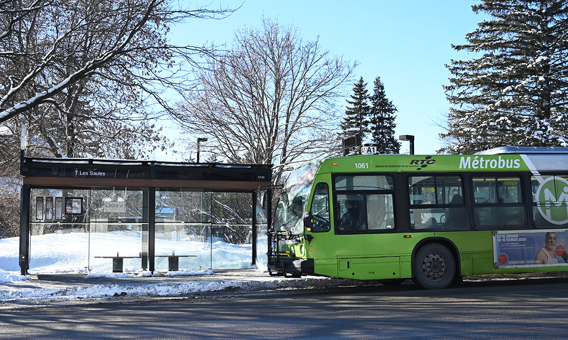 RTC (@rtcquebec) on Twitter photo Si tu étudies à temps plein au <a href="/CegepSainteFoy/">Cégep de Sainte-Foy</a>, au <a href="/CegepGarneau/">Cégep Garneau</a> ou au <a href="/CegepLimoilou/">Cégep Limoilou</a>, la Passe de session est un incontournable! 🚍
Elle offre un accès illimité à tous nos parcours de bus pour moins de 10 $ par semaine, pendant 17 semaines consécutives.👍
rtcquebec.ca/passe-de-sessi… Si tu étudies à temps plein au <a href="/CegepSainteFoy/">Cégep de Sainte-Foy</a>, au <a href="/CegepGarneau/">Cégep Garneau</a> ou au <a href="/CegepLimoilou/">Cégep Limoilou</a>, la Passe de session est un incontournable! 🚍
Elle offre un accès illimité à tous nos parcours de bus pour moins de 10 $ par semaine, pendant 17 semaines consécutives.👍
rtcquebec.ca/passe-de-sessi…