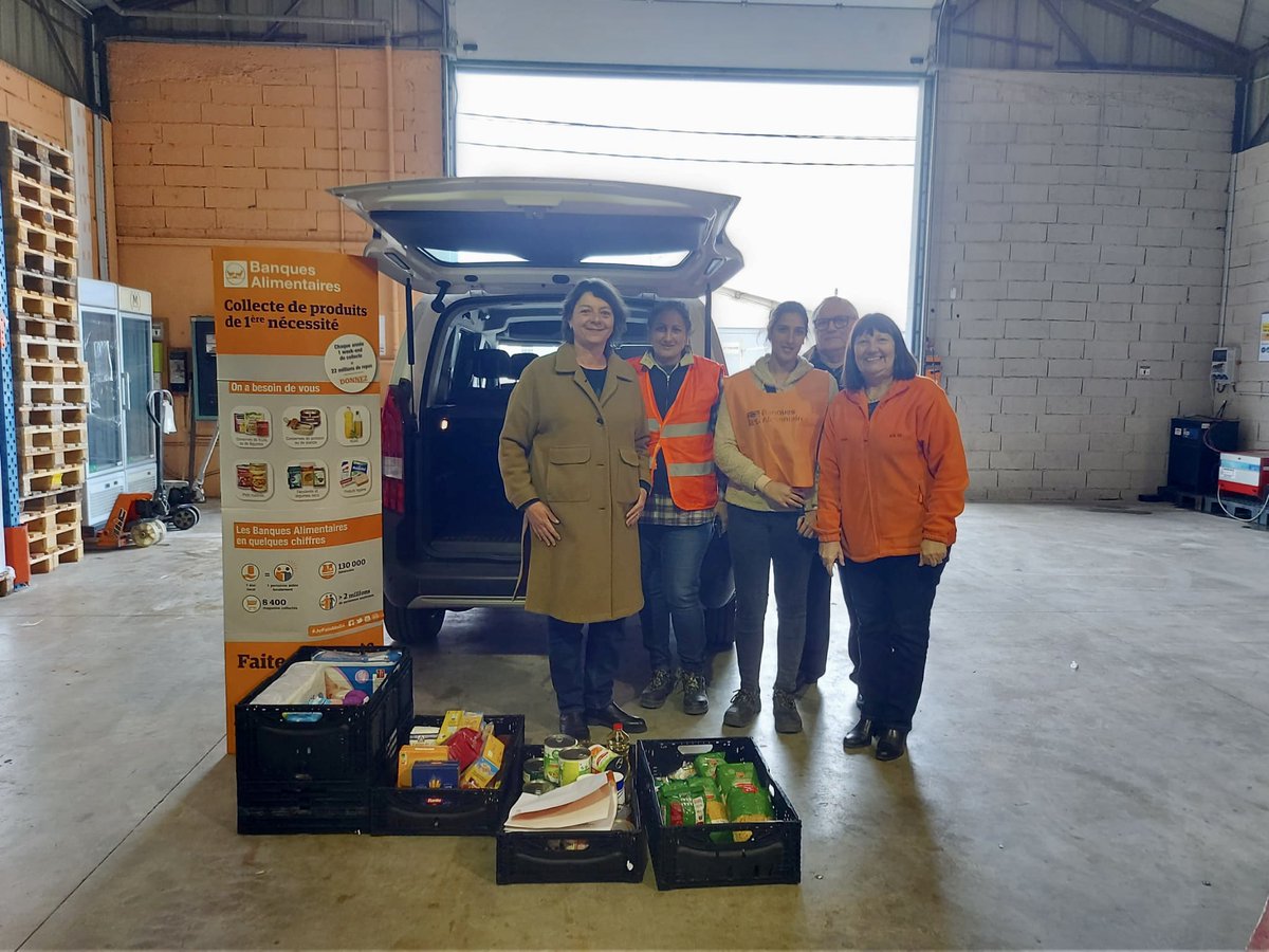 Agneslangevine's tweet image. En @Occitanie nous restons mobilisés pour soutenir les associations de solidarité alimentaire et faire face à la hausse du prix des caddies cumulée à la baisse des dons. Un grand 🙌 a l'équipe de la Banque alimentaire #Perpignan 
#Bienmangerpourtous