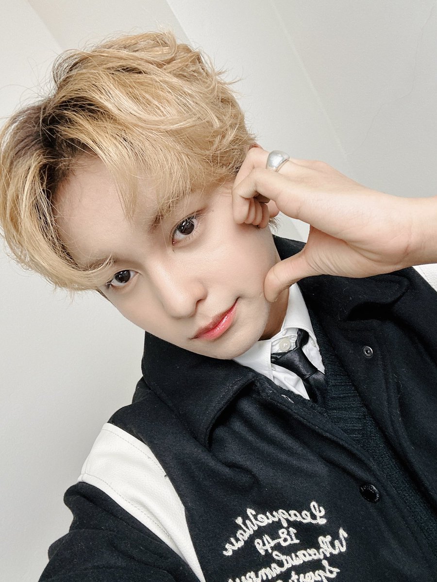 [🐰] It was great performing at GANGWON 2024 OLYMPICS! ✨🤩

I’m honored to be able to attend and perform at this big event! I hope our performance gave off energy to the hardworking athletes, as well as everyone else among the audience! We will continue to work hard in all