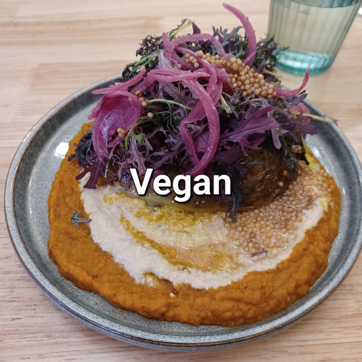 Raimon_Sabater's tweet photo. Encore un super repas #Vegan 🌱💚👌
Ça fait 7 ans que j'ai pris conscience du #spécisme 😢 Pourquoi continuer l'#exploitationanimale nécessaire à l'#élevage derrière les produits d'origine animale (encore omniprésents)? Alors que des alternatives végétales sont disponibles 🙏 https://t.co/YBDWjMiIXn