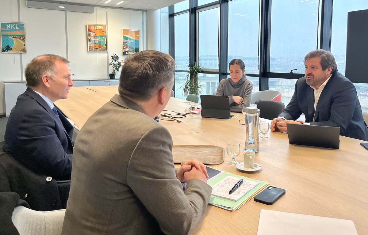 valdemarne_94's tweet image. 🤝Le Président @Ocapitanio94 a rencontré le groupe #Fnac #Darty :
"Merci pour leur accueil et nos riches échanges sur l’écosystème et l’évolution des attentes du monde de l’entreprise"
Avec ses 1700 collaborateurs, le groupe Fnac-Darty est installé depuis 2007 dans le #ValDeMarne