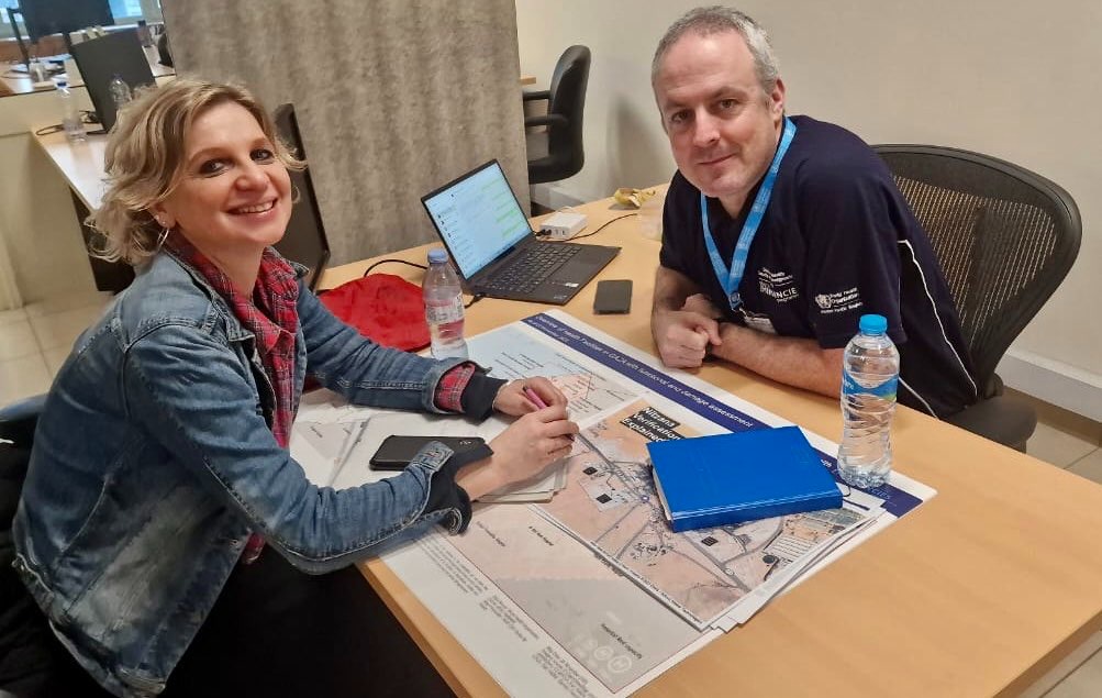 Unser Einsatz in #Gaza steht kurz bevor!
Unsere Co-Geschäftsführerin Lysann, hat sich in Ägypten mit dem WHO Nothilfe-Koordinator für die Region getroffen. Als erstes deutsches EMT werden wir in Gaza medizinische Nothilfe leisten. Jetzt spenden: shorturl.at/cvAEY