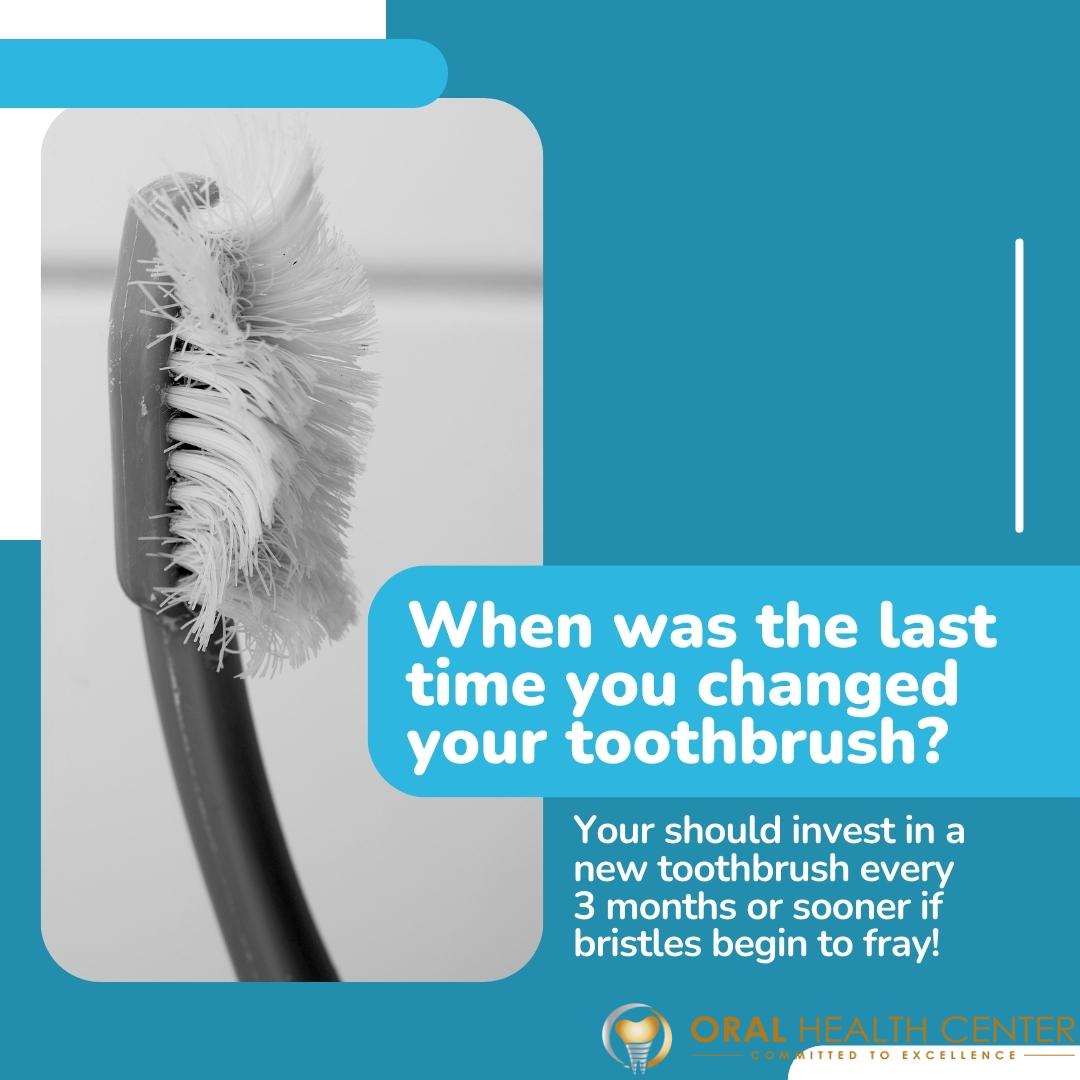 OralHealthCntr's tweet image. Don’t forget to replace your toothbrush every 3 months, when bristles begin to fray, or after you’ve been sick! 🪥#toothbrush #TeethTip #DentalFact