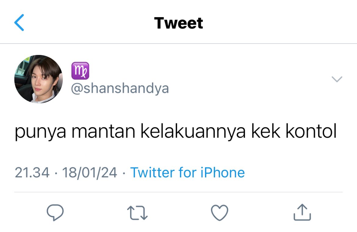 sceasors's tweet photo. Five tweets syongsoksyot au, wherein syongsyot exes, syongsok temenan lama, syotsok pdkt-an.

Cw // profanities https://t.co/CYfk3Tub2S
