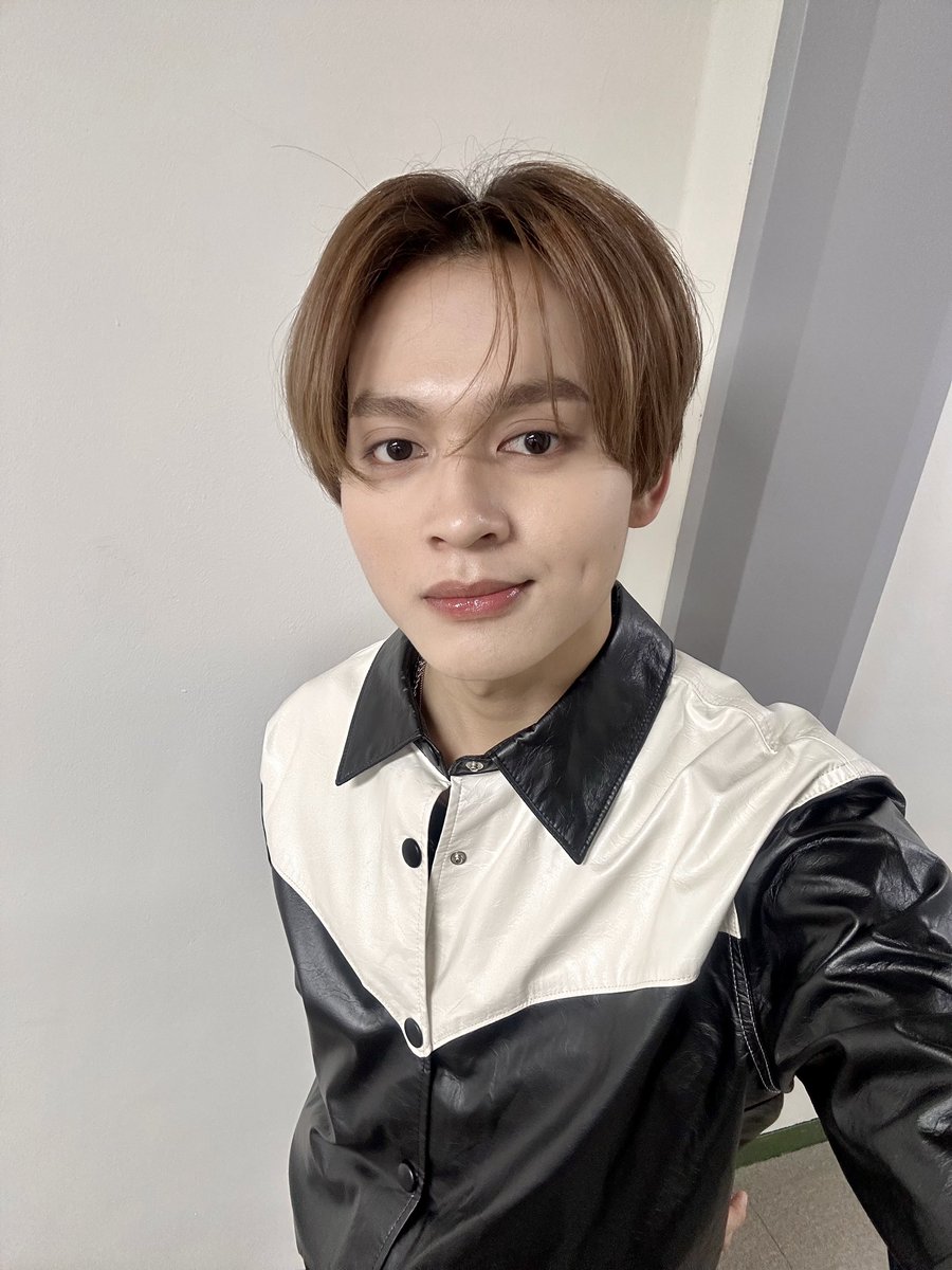 [🐼] I feel so honored and thankful to perform at the opening ceremony of the Gangwon 2024 Winter Youth Olympic Games To all the strong and brave athletes, FIGHTING !!!✨⭐️

#HORI7ON #호라이즌 #REYSTER #레이스터