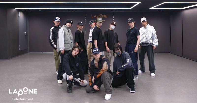 official__INI's tweet photo. INI | 'Busterz' Practice Video
(https://t.co/DCqm4znHLS)

Street Woman Fighter2(SWF2)
Original Television Soundtrack
(https://t.co/s2RpYicm9v)

#INI #INI_Busterz
#스트릿우먼파이터2 #StreetWomanFighter2
#SWF2 #스우파