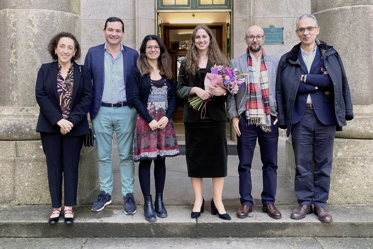 CiQUS (@ciqususc) on Twitter photo #CiQUSPhD
A wonderful start to a new year <a href="/AliciaRioboo/">Alicia Rioboo</a>: congrats for your PhD defense!!
📘 "New supramolecular concepts for the development of functional systems in cells and protocells". #CiQUSPhD
A wonderful start to a new year <a href="/AliciaRioboo/">Alicia Rioboo</a>: congrats for your PhD defense!!
📘 "New supramolecular concepts for the development of functional systems in cells and protocells".