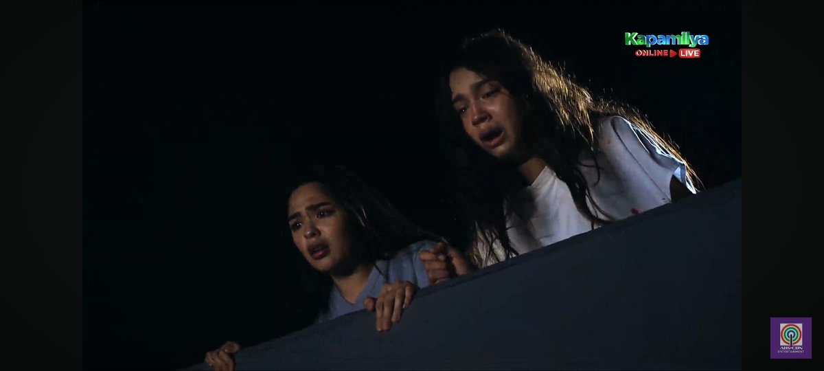 johannkind's tweet photo. THIS IS DEFINITELY MY FAVE ENDING SA #SeniorHigh this is the best performances yet from Z and Sky or should I say "The New Generation Dramatic actresses" ANDREA BRILLANTES &amp; THE DANIELA STRANNER, NAIYAK FOR THE FIRST TIME SA FINALE ITO #SHGraduation 

11/10 the best serye ever https://t.co/NqwaDXFCKv
