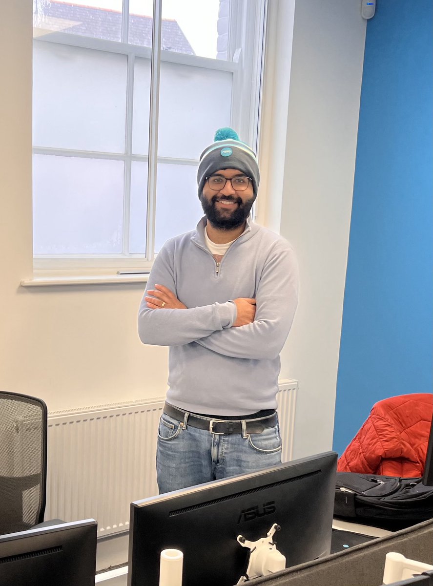 ⁦<a href="/Xero/">Xero</a>⁩, this museum piece trendily modelled by our Josh in ⁦<a href="/BluSkyTax/">Blu Sky</a>⁩. Soon to be voted the coolest guy on the planet.