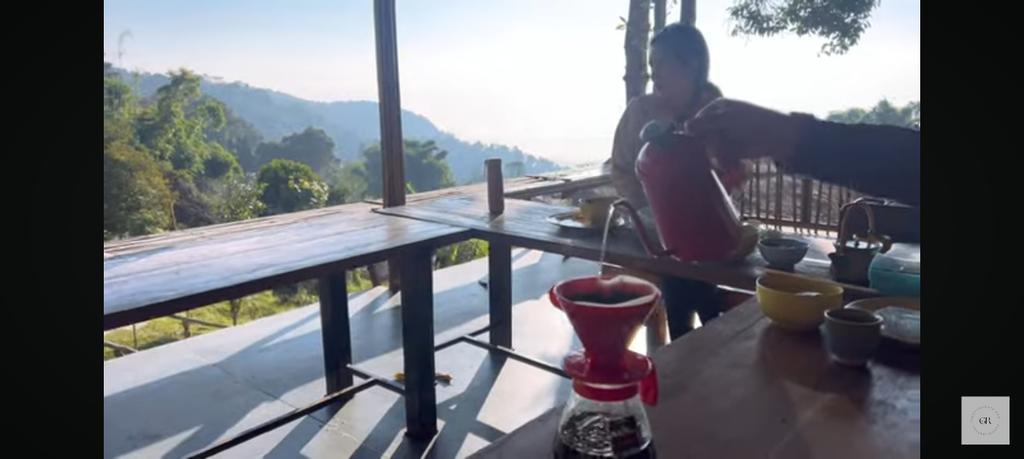 ดริฟกาแฟดอยปู่หมื่นยามเช้า
#มนต์รักดอยปู่หมื่น
GR VLOG IN DOI PU MUEN
