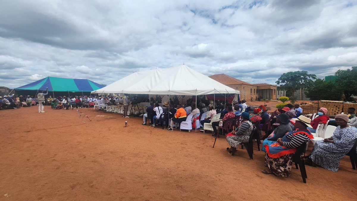 UAT2023's tweet photo. The community of Ga-Seleka at the handover of a new fully furnished house to one of their own. + 50 food packs.

Join UAT to Unlock Change, bring hope and dignity to ordinary South Africans.
Vote for UAT to ensure a Safe and Working South Africa. 

#LetsGetItRight #VoteUAT2024 https://t.co/r3QQtBia0t