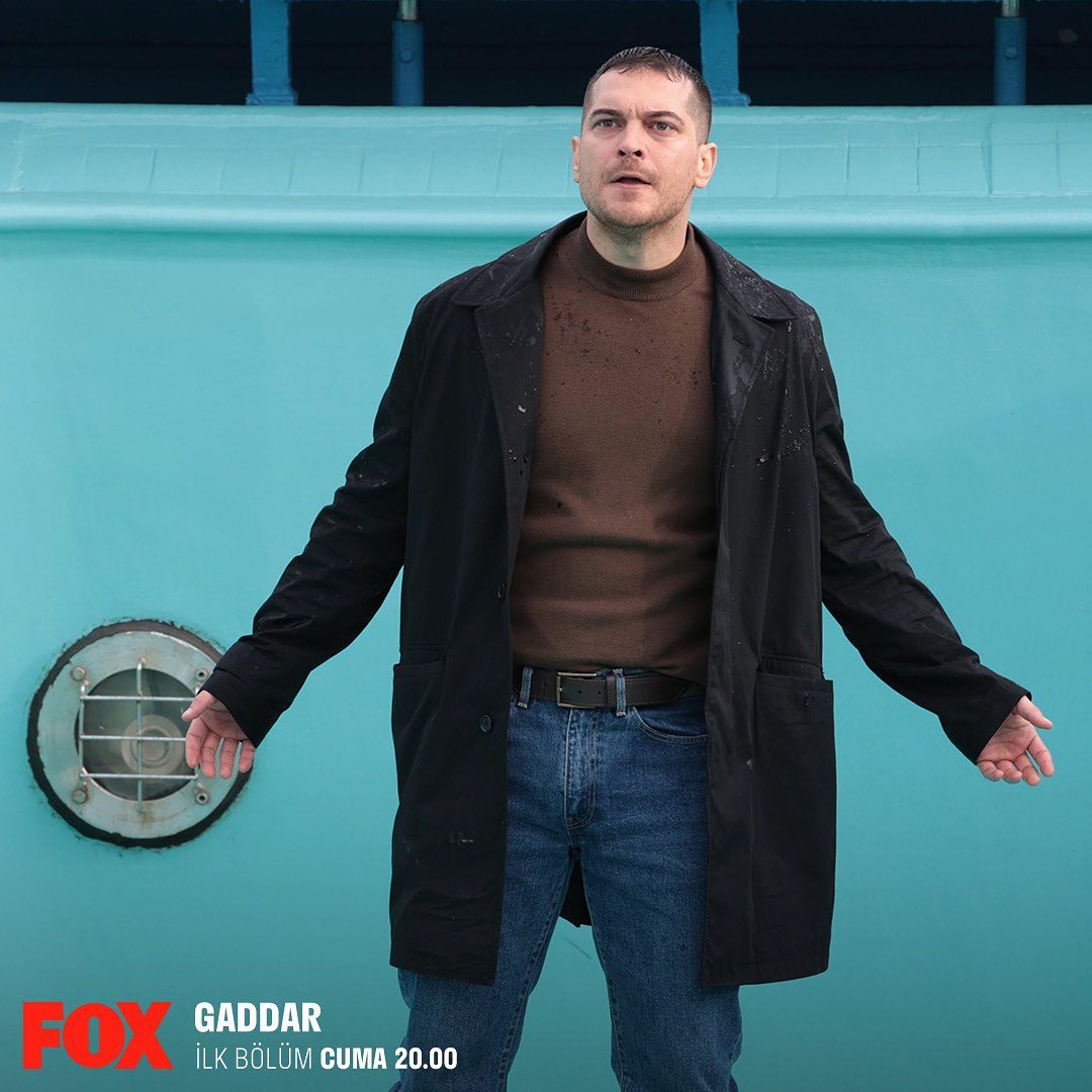 birsenaltuntas1's tweet photo. Bugün büyük gün... Ülkemizin en yakışıklı, en karizmatik, en etkileyici oyuncularından #ÇağatayUlusoy'u ekrana döndüren #Gaddar bu akşam #FOX'ta görücüye çıkıyor. 
#SinanÖztürk'ün nasıl bir dünya kurduğunu çok merak ediyorum. #OnurSaylak yine imzasını atar, onu konuşmaya bile gerek yok... #SümeyyeAydoğan su gibi bir güzellik... #LaçinCeylan, #ErdalÖzyağcılar, #HakanSalınmış, #MügeBayramoğlu, #DenizÖzerman, #NeslihanYeldan, #FatihBerkŞahin, #AytekŞayan, #MusabEkici ve #UğurYıldıran'dan oluşan kadro yıkılıyor. Yolu açık, reytingi bol olsun.