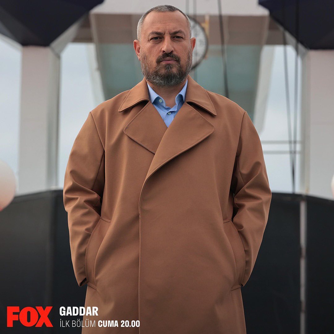 birsenaltuntas1's tweet photo. Bugün büyük gün... Ülkemizin en yakışıklı, en karizmatik, en etkileyici oyuncularından #ÇağatayUlusoy'u ekrana döndüren #Gaddar bu akşam #FOX'ta görücüye çıkıyor. 
#SinanÖztürk'ün nasıl bir dünya kurduğunu çok merak ediyorum. #OnurSaylak yine imzasını atar, onu konuşmaya bile gerek yok... #SümeyyeAydoğan su gibi bir güzellik... #LaçinCeylan, #ErdalÖzyağcılar, #HakanSalınmış, #MügeBayramoğlu, #DenizÖzerman, #NeslihanYeldan, #FatihBerkŞahin, #AytekŞayan, #MusabEkici ve #UğurYıldıran'dan oluşan kadro yıkılıyor. Yolu açık, reytingi bol olsun.