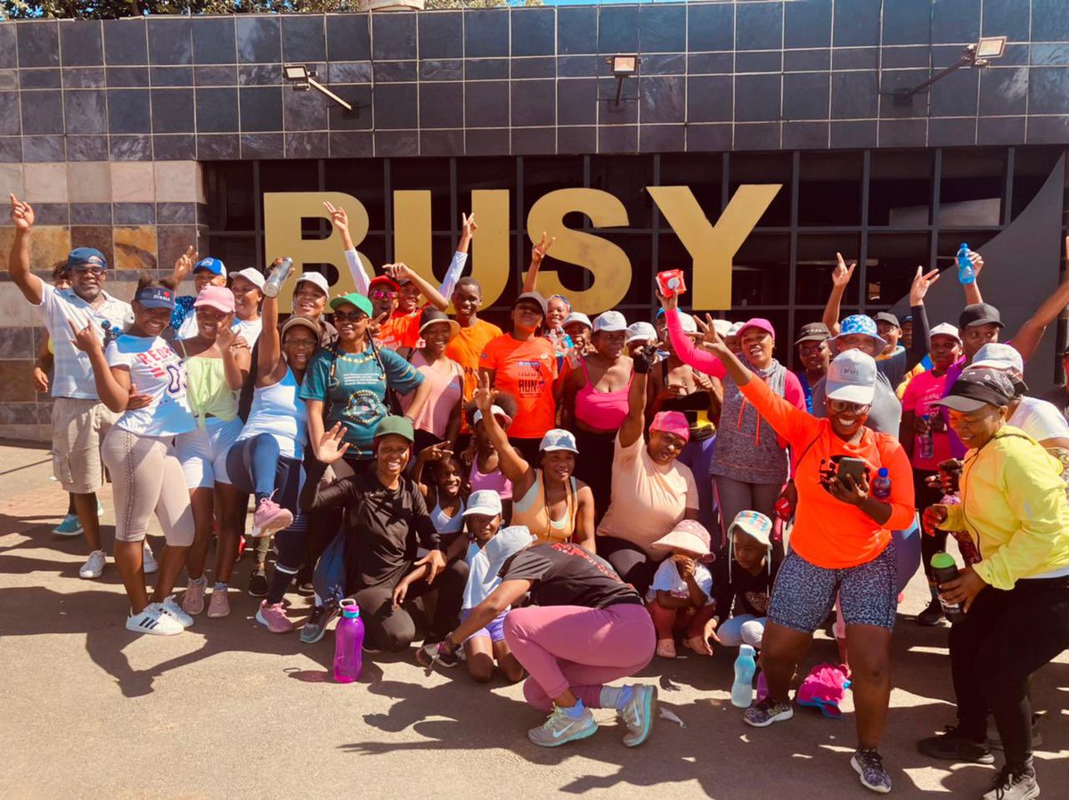 BusyCornerIS's tweet photo. Live Your Best Life with our Best of Both Promo #KhumbulaEkhaya — Don’t miss the @cityofjoburg Healthy Lifestyle event @BusyCornerIS TOMORROW from 7-9am! 🤸🏾‍♂️🤸🏾

Afterwards make sure you enjoy our Best of Both Special — Sizzling Lamb Chops &amp; a Fresh Garden Salad for only R120.🥩🔥 https://t.co/l50Or63Umw