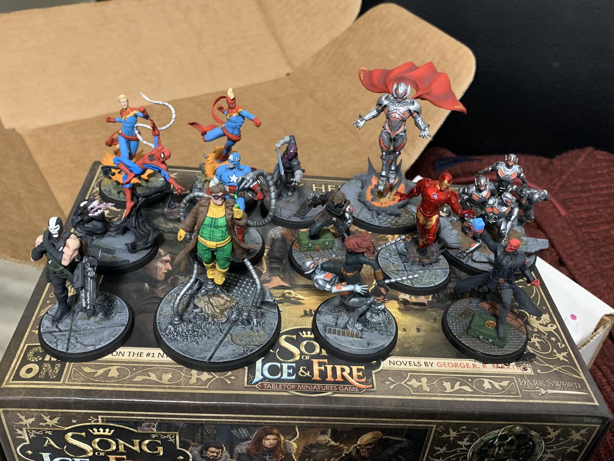 MikesMiniatures's tweet photo. @brushwizard @atomicmassgames Core set is all done. Also took comparison shots between the new and old models. Here were my 3 favourites. https://t.co/jXQM8fLqNl