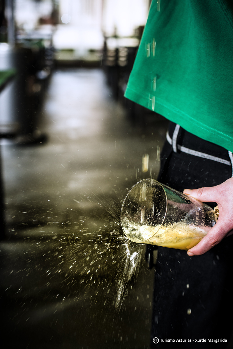 Hoy hace un día muy guapo para tomar unes botellines de sidra ¿Os animáis?