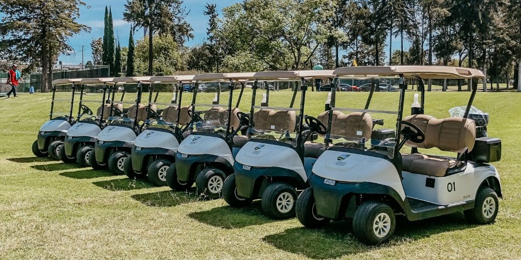 It's #FleetFriday in stunning Puebla, Mexico!

With Tecnogolf, Club Campestre de Puebla welcomed a new fleet of 2024 RXVs to the exquisite course established in 1927. With ELiTE lithium, they continue to pursue a greener future.

Welcome to the E-Z-GO family!

#EZGO #ItsGoodToGo
