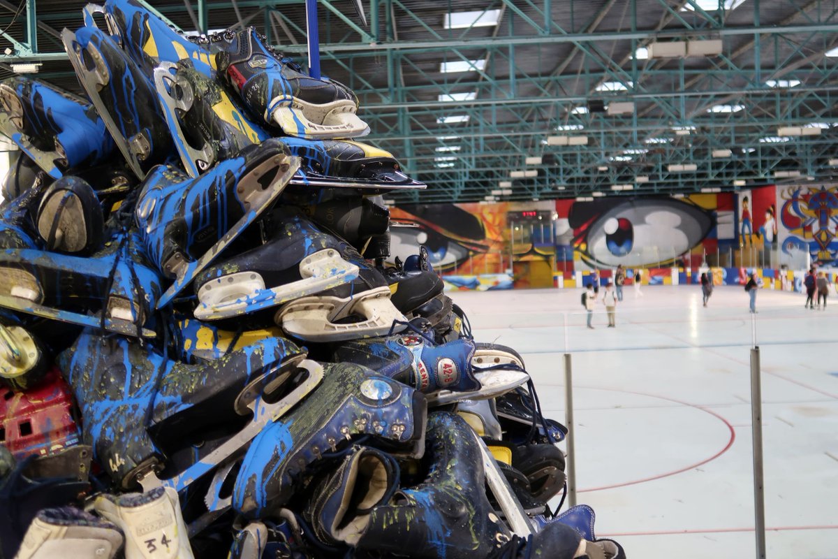 CergyPontoise95's tweet image. Elle vous avait manqué ? La #peintinoire fait son grand retour samedi 27/01 !  🤩✨ Inaugurée en septembre lors de #CergySoit, elle vous rouvre ses portes de 13h à 19h. 🙌

📍 Venez admirer le travail des artistes d'#ArtOsons dans le Grand Centre de la @VilledeCergy ! 🔥💯