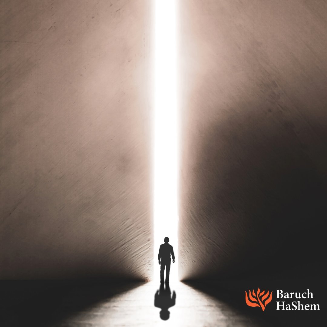 Baruch_HaShem's tweet photo. Your ears will hear a word behind you saying:
“This is the way, walk in it.
When you turn to the right, or when you turn to the left.” Isaiah 30:21 TLV
#BHSDallas #Sh’vat #Shaddai #Isaiah https://t.co/OS3egAReyy
