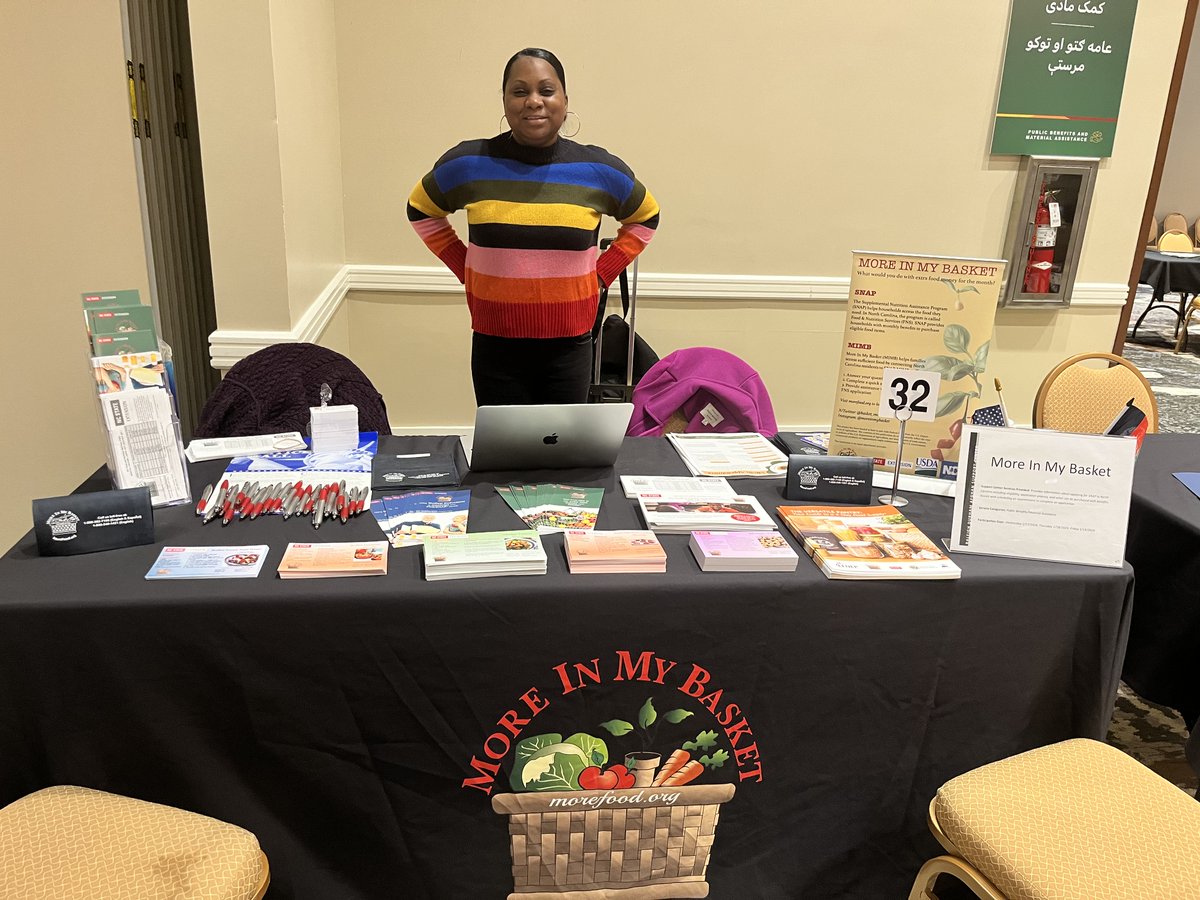 basket_more's tweet photo. This week the More In My Basket team attended the Afghan Support Center Fair in Durham to discuss SNAP/FNS in North Carolina. Participants at the fair received information about other government agencies, housing, employment, health, legal services & many more.
#mimb #SNAP #NC https://t.co/fFtq09Am4l