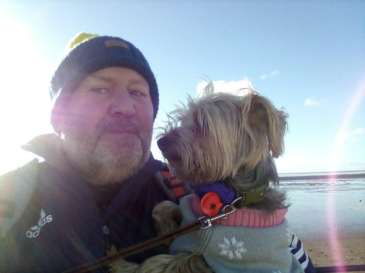 AndrewNoble16's tweet photo. Always a joy my #free @SportFylde #walkandtalk #healthwalk from outside @YMCAFyldeCoast #StAnnesOnSea #promenade 12 noon All #abilities #Welcome #Dogs #Welcome on lead πΎ good good #community #vitaminsea #sunshine #eachstepcounts good good πΎπ https://t.co/K0VasT0WZL