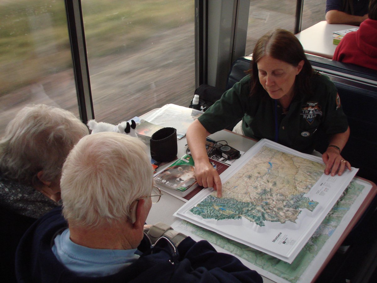 We are hosting an informational meeting for prospective #TrailsAndRails volunteers Saturday, February 10 at 1:00 pm. Please email info[at]seattleguides.org if you would like to know more about the program that places guides on <a href="/Amtrak/">Amtrak</a> trains between Seattle and Portland!