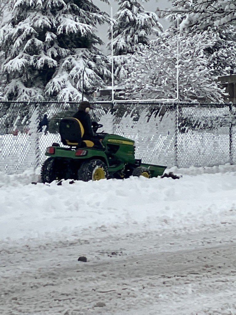 A huge thanks to our staff for working hard to clear snow at schools sites so they are accessible to welcome students &amp; staff to school today! We're grateful to all essential staff members who worked hard these last several days! Please allow extra time to get to and from school.
