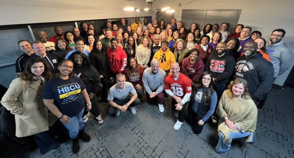 YalandaBellEDU's tweet photo. Excited for Day Two of @WeAreTheForum because Day One was an incredible and rich session of leadership lessons. Grateful for this opportunity. #wearetheforum https://t.co/K0b36BdFxo