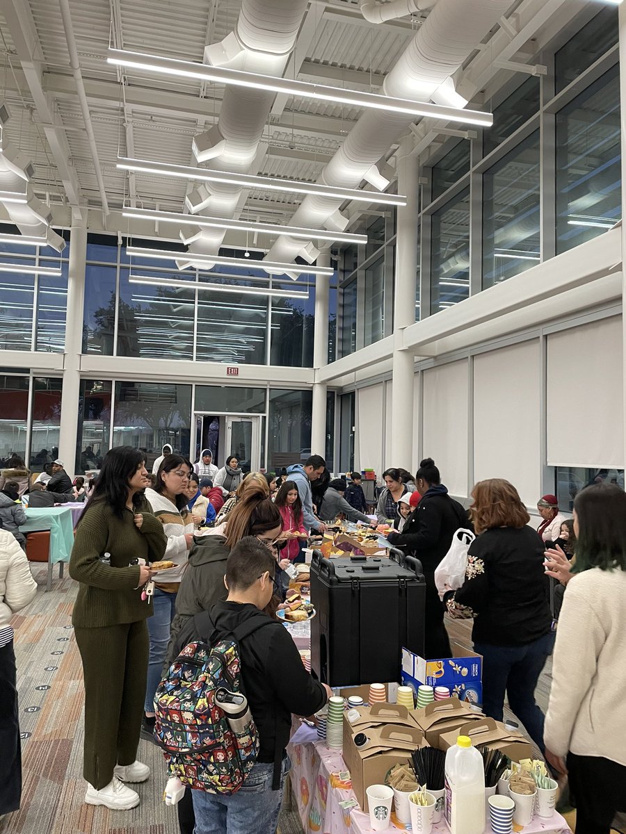 Thank you to everyone that came out for Pastries with Parents this morning! It was wonderful seeing families enjoy breakfast together! #PastrieswithParents #WeareMcStrick