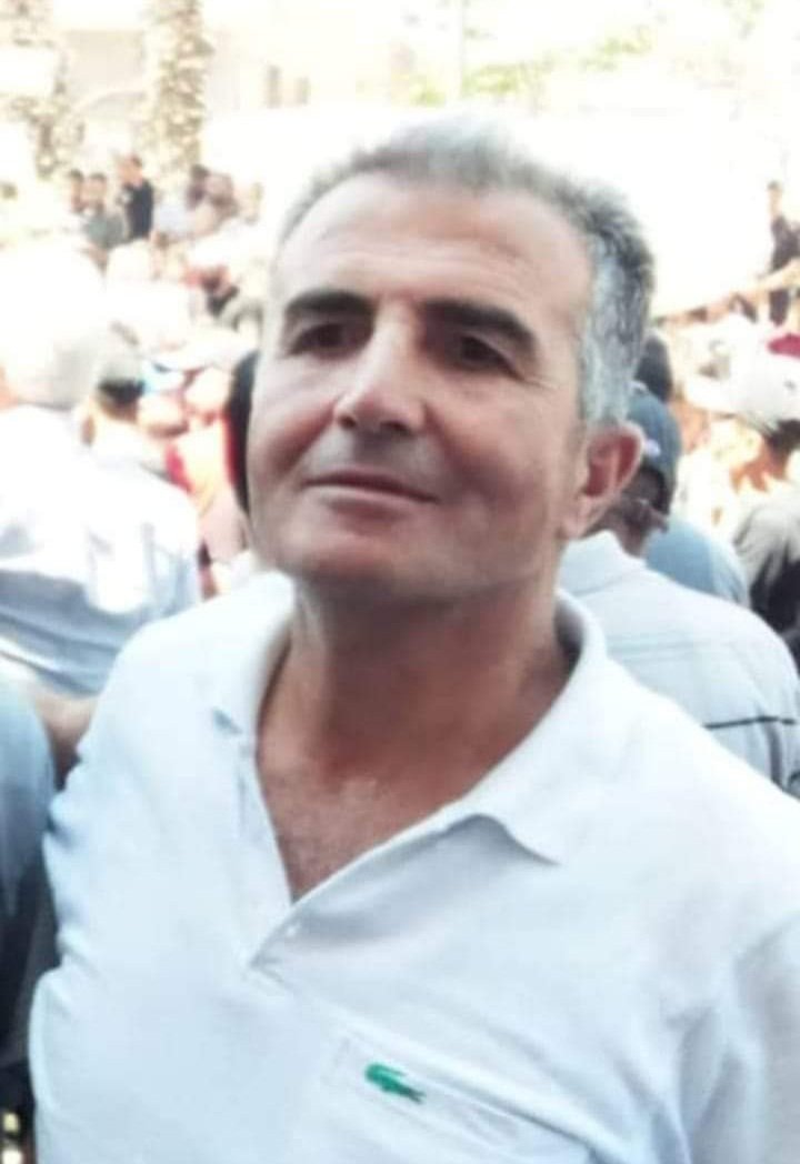 سؤال خطير برسم المملكة الأردنية:
الطيران الأردني استهدف منزل أحد نشطاء ساحة الكرامة (وهو الضابط المتقاعد نزيه الحلبي)!!
الطيران الأردني قتل عائلة كاملة من معارضي نظام الأسد في السويداء!!
فهل يأخذ الطيران الأردني إحداثياته من النظام؟