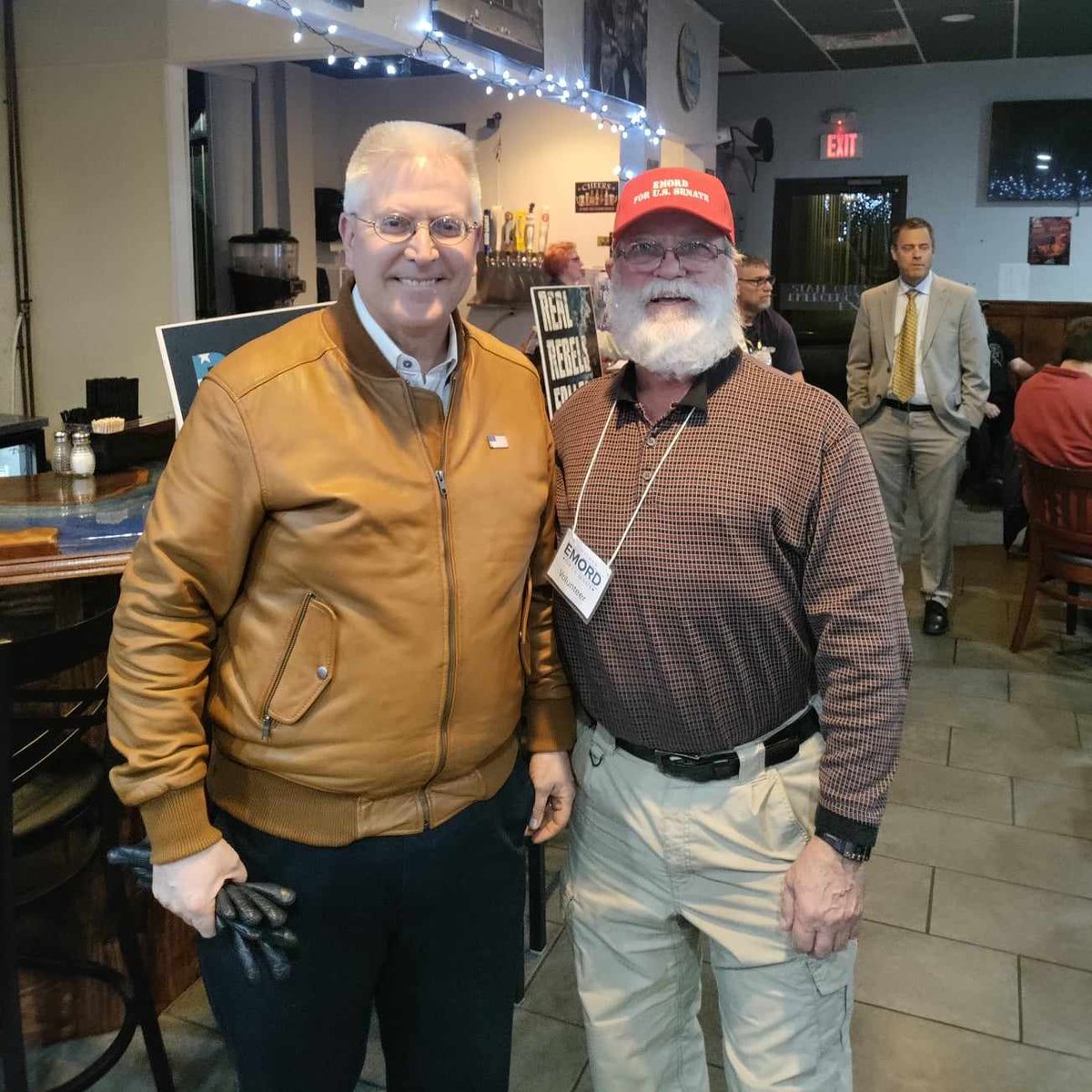 Jemord1776's tweet photo. Jonathan spoke before the Gloucester County Republican Committee, welcoming its members to Team Emord.
#MAGA #Republican #GOP #Conservative #Emord https://t.co/ckyUgJr0j1