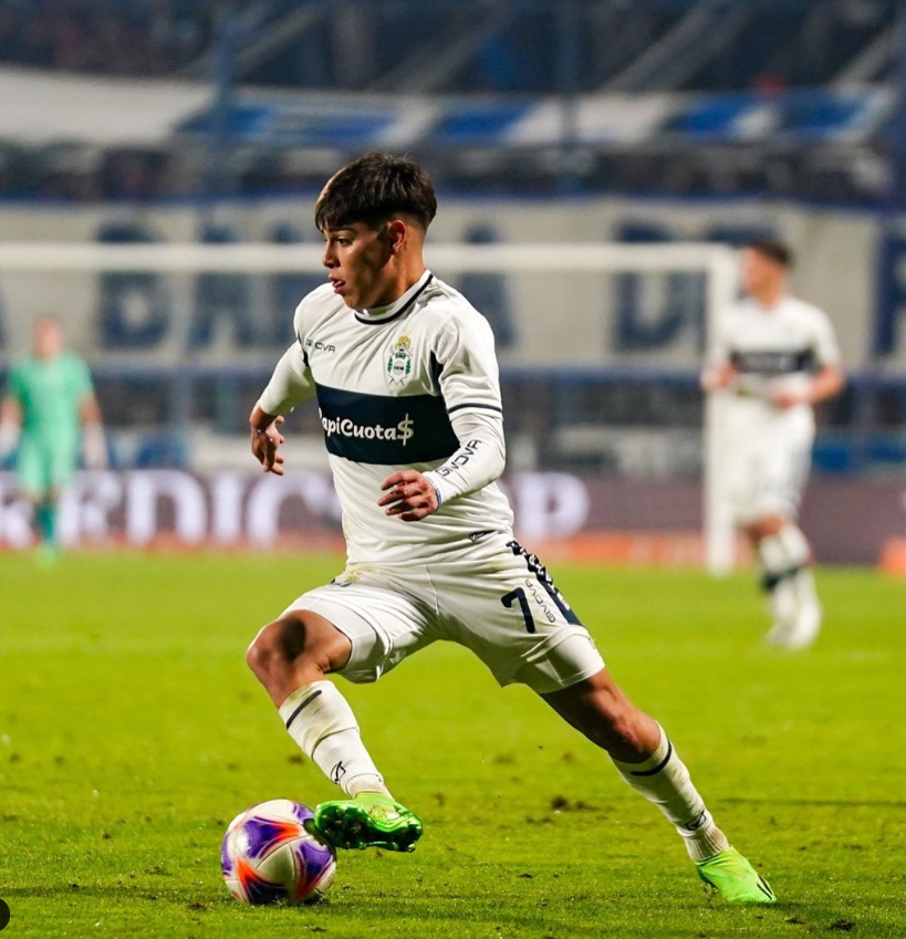 pujolfernando's tweet photo. #GELP rechazó la primera oferta de #Talleres por Benjamín Domínguez ✖️

El ofrecimiento fue de 2.500.000 dólares netos con una plusvalía del 20% 💰 https://t.co/aaLbE5HYlE