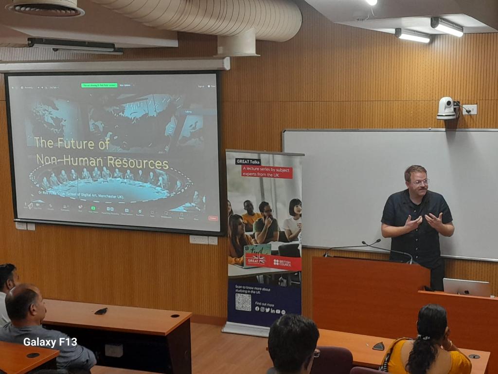 inBritish's tweet photo. Our #GREATTalks ๐๏ธbrought the brilliance of UK expertise to students across India! From AI to storytelling, a diverse range of experts shared insights, building bridges between the UK and India! ๐๐๐ฌ๐ง
๐ Catch a glimpse of recent sessions in Kerala and Kolkata! #StudyUK #HE https://t.co/YM8LKQ2FZy