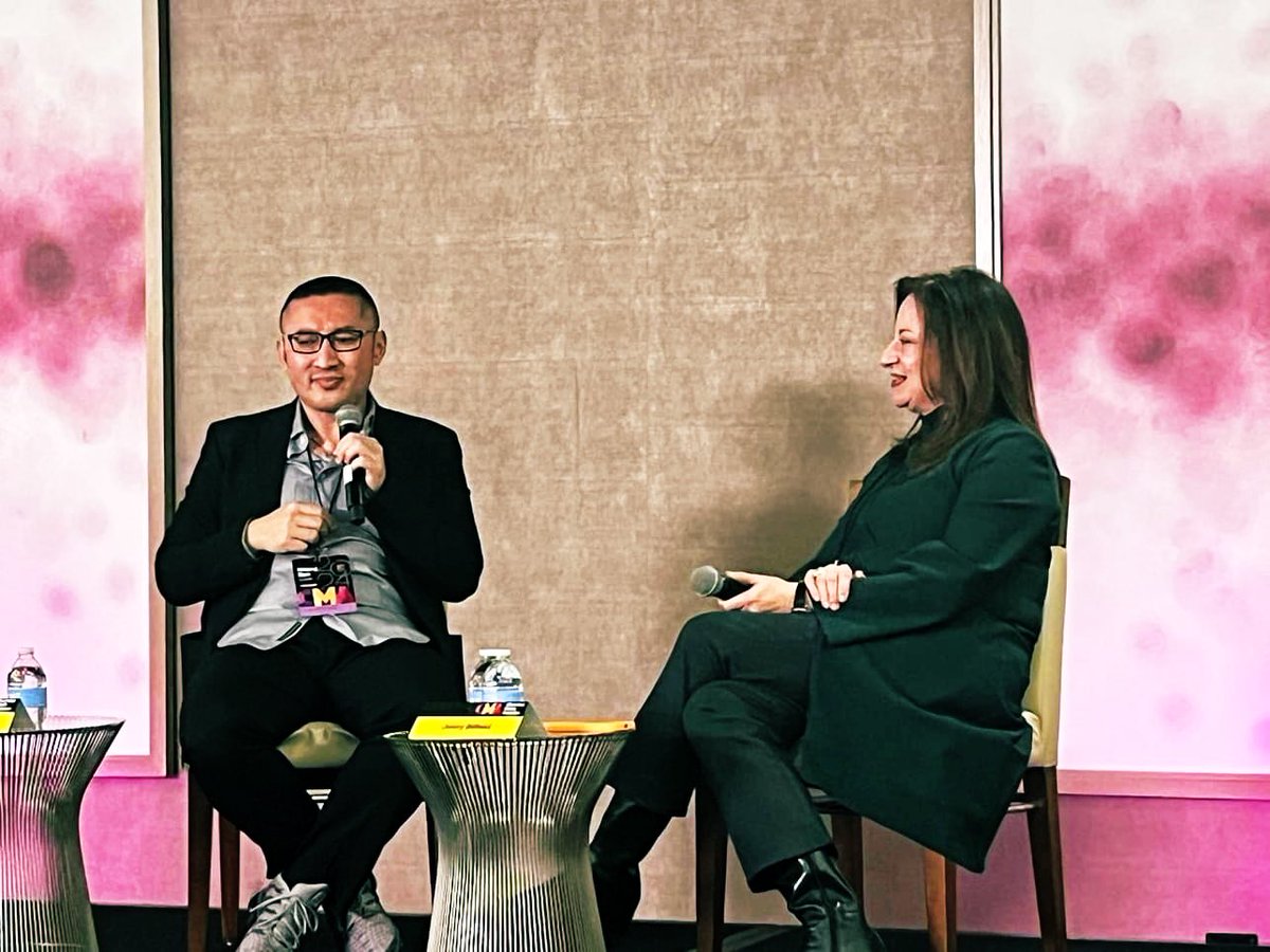 Huang Ruo tweet media