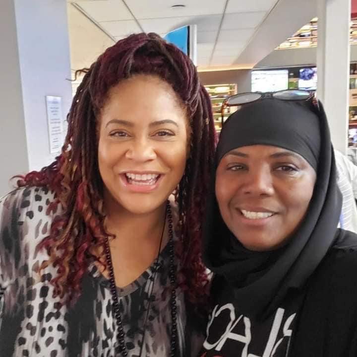 I’m late but can y’all help me wish a Happy Happy Birthday to the hilarious, dynamic and beautiful Kim Coles pray that your day was amazing and that this next year brings everything that your heart desires!! 🎂👑💪🏾💐🥰
#livingsingle
#inlivingcolor
#author
#coach