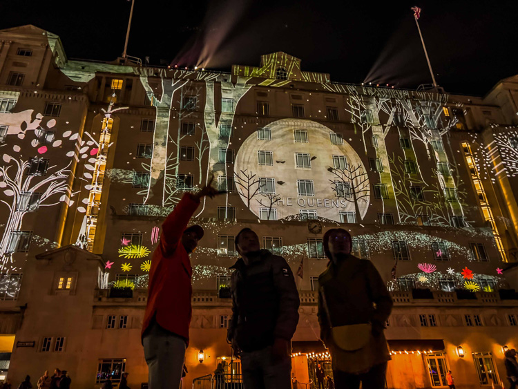 📢 Exciting job opportunity! Could you be the new #LightNightLeeds Principal Curator & Producer? We're looking for a creative individual to lead on the artistic direction of the city’s annual light festival. #ArtsJobs Job info 👉 bit.ly/LNLJob24 Deadline: 1 February 2024