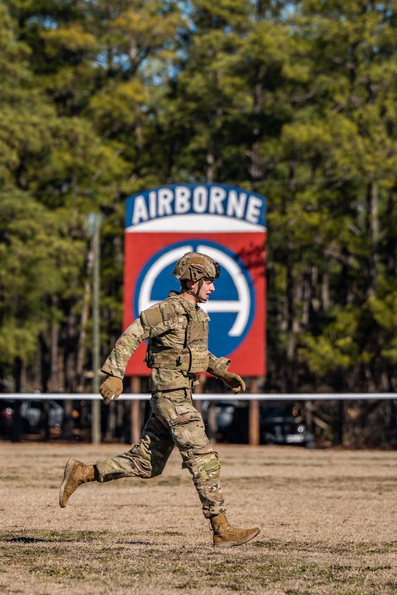 Yesterday, NCO’s from across the #FalconBrigade conducted the EPFA in preparation for our upcoming #E3B event. As iron sharpens iron, our leaders’ feedback helped to ensure the EPFA is efficient, organized, and ready for candidates to #EarntheBadge. 

LET’S GO!

#AATW