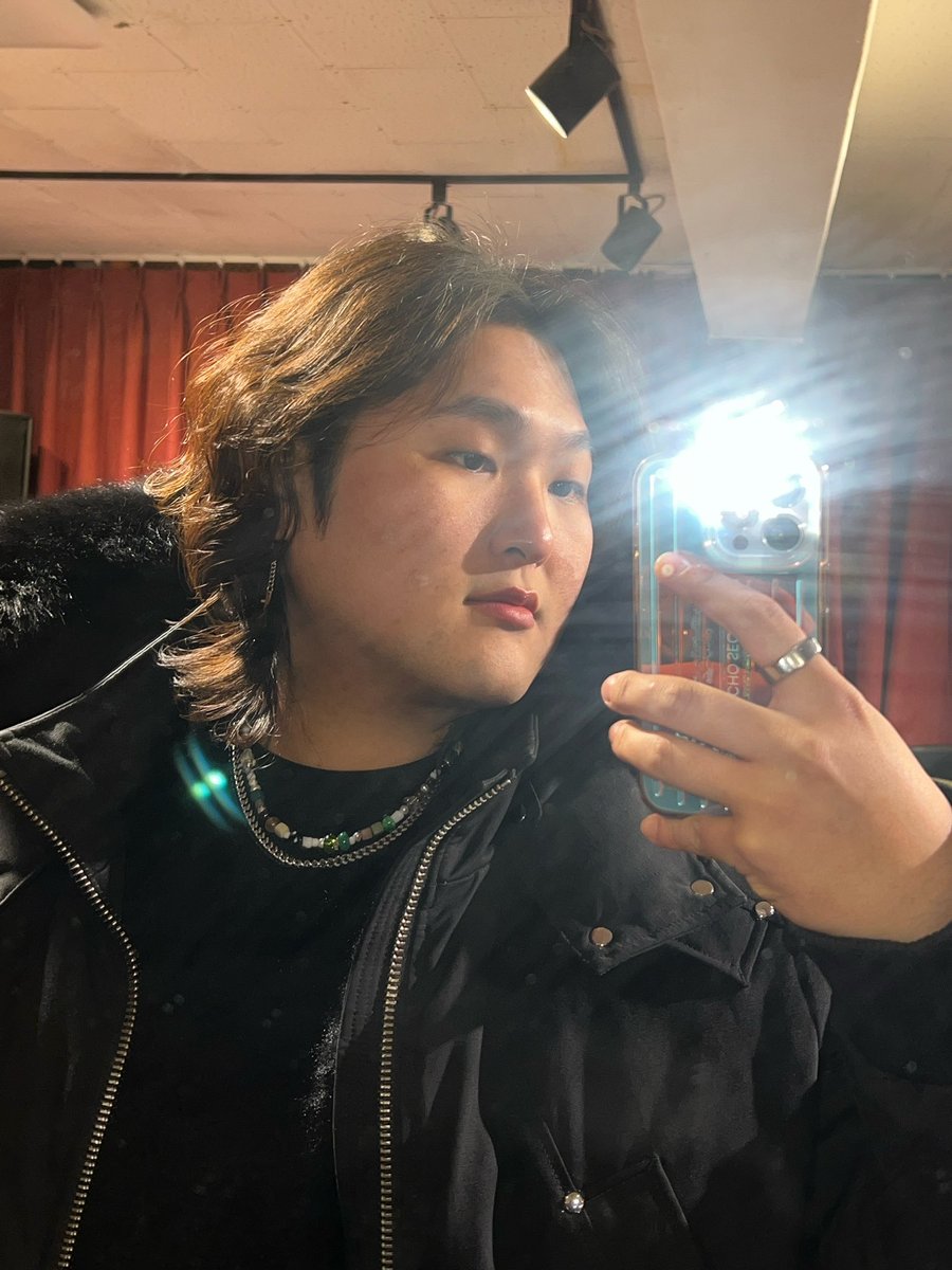 Murdooz_'s tweet photo. 2021.01~2024.01 수염 면도🪒 https://t.co/I5Ehz24CS1