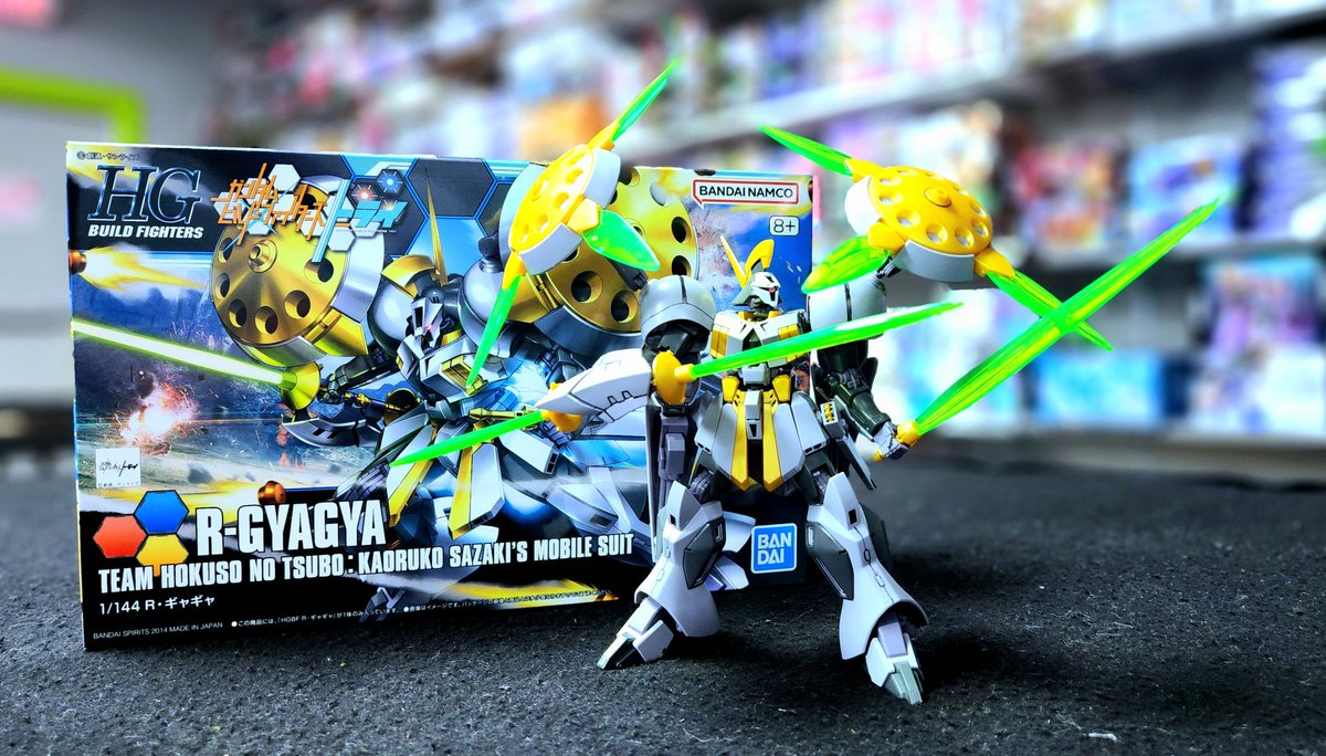 phoenixprime1's tweet photo. Another awesome Build night at @Flynnsgamingfl! 
Build the R-Gyagya from Gundam Build Fighters Tri! 
@MegaConOrlando is coming up in 2 weeks, I'm hyped to be hunting for more Gunpla there soon! 

#gunpla #gundam #buildnight #megacon2024 #megacon https://t.co/uVjA5NwGjd