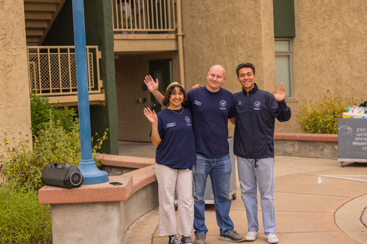 CSUMB's tweet image. Guess what? Move-in day is finally here! Thrilled to welcome our #OtterRaft back to campus. 🎉 🙌 

Let's dive into a semester filled with good vibes and excitement. #WelcomeBackWeek kicks off today — get ready for unforgettable memories. Welcome back, Otters!