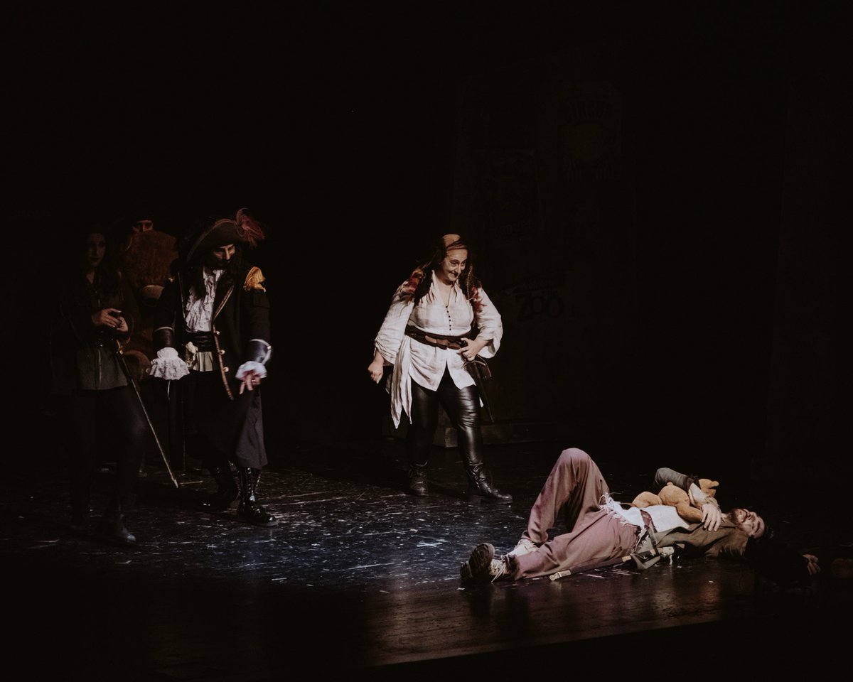 antalyaky's tweet photo. Oyuncular sahne alıyor, seyirciler yerlerini alıyor! 🤩

Antalya’da birbirinden güzel tiyatrolar, heyecan verici performanslar ve etkileyici hikâyeler bizlerleydi. 🎭💫

#AntalyaKültürYoluFestivali #Antalya
#TürkiyeKültürYoluFestivalleri https://t.co/saSpiEkFTn