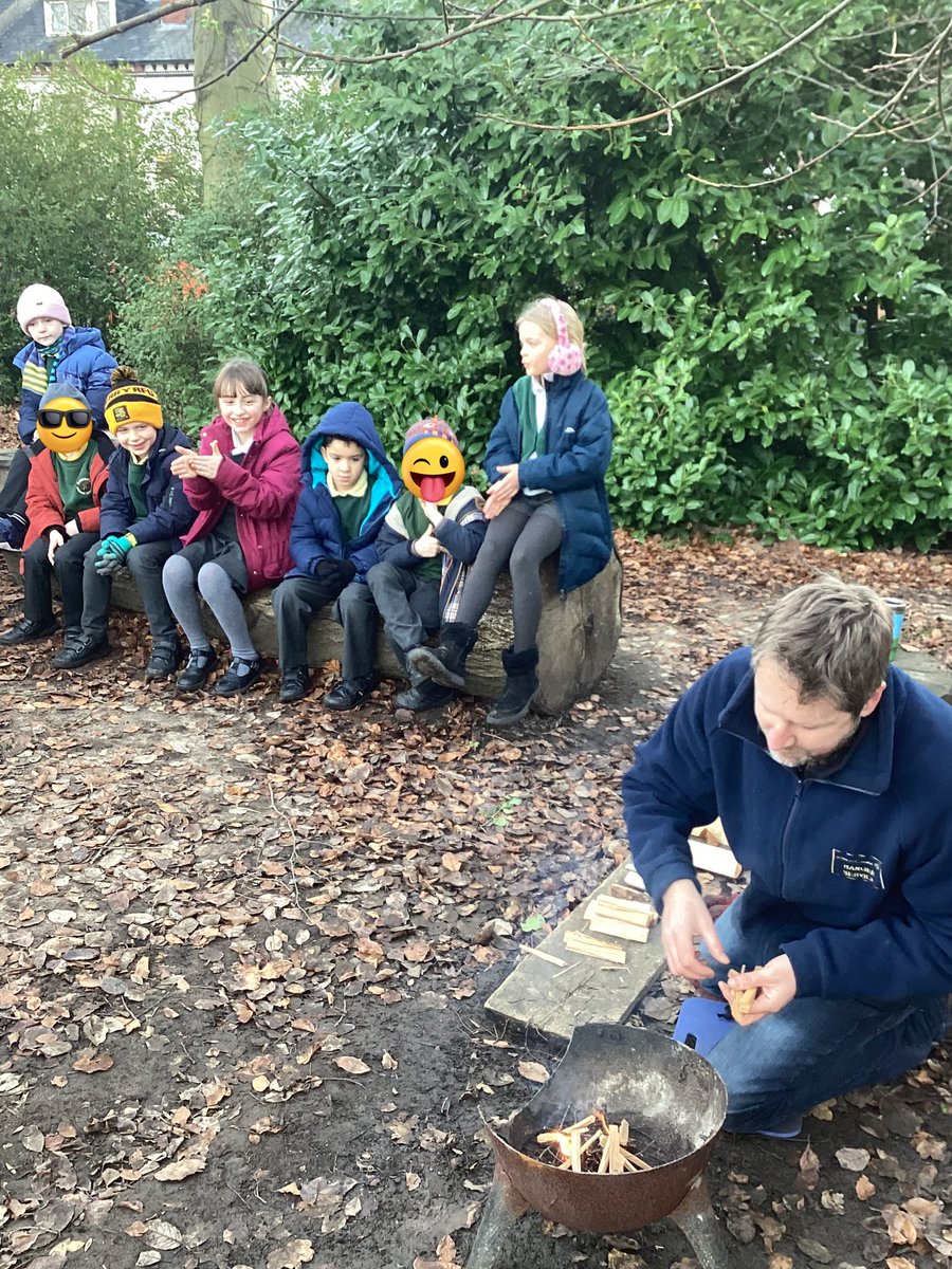 Year2Markeaton's tweet image. 🧠 Tom makes a fire in our story this week so Mr Holmes showed us how to make a fire too. There were 6 steps, do you know them?#MPSEnglish #MPSScience #MPSForestschool #MPSOutdoorlearning