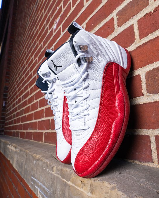 retro 12 restock