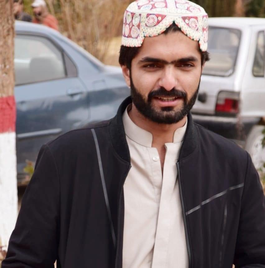 AHakeem11853902's tweet photo. #JusticeForAdnanRind 
#SindhPolice
“We honor and cherish your memory, our beloved friend.” “May your spirit live on forever in our hearts and souls.” “Rest in peace, beloved friend. https://t.co/yy3JTjqNWF